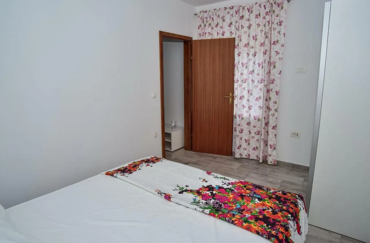 Villa Rubesco Sikovo 0*,  Croatia